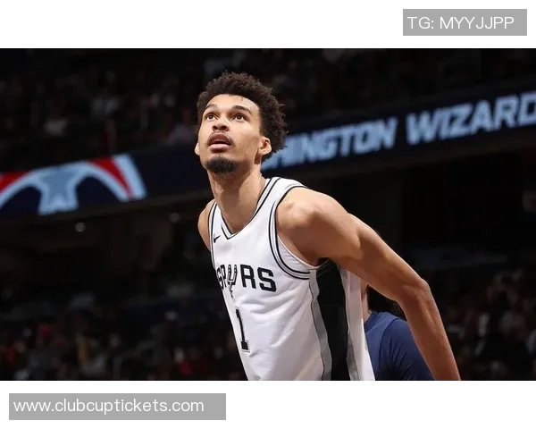 文班亚马法国队首秀狂砍27分轻松击败意大利引发NBA球探高度关注